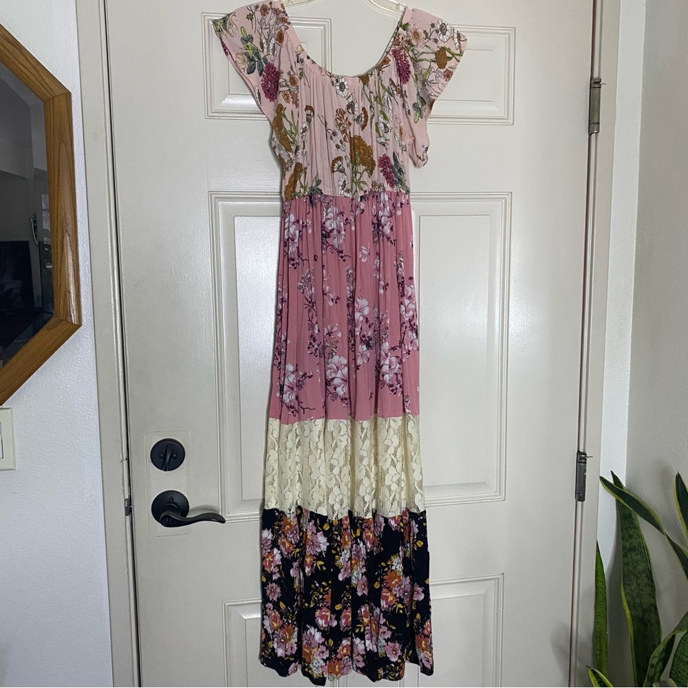 R UMGEE Boho Floral Patchwork Mixed Media Maxi Dress